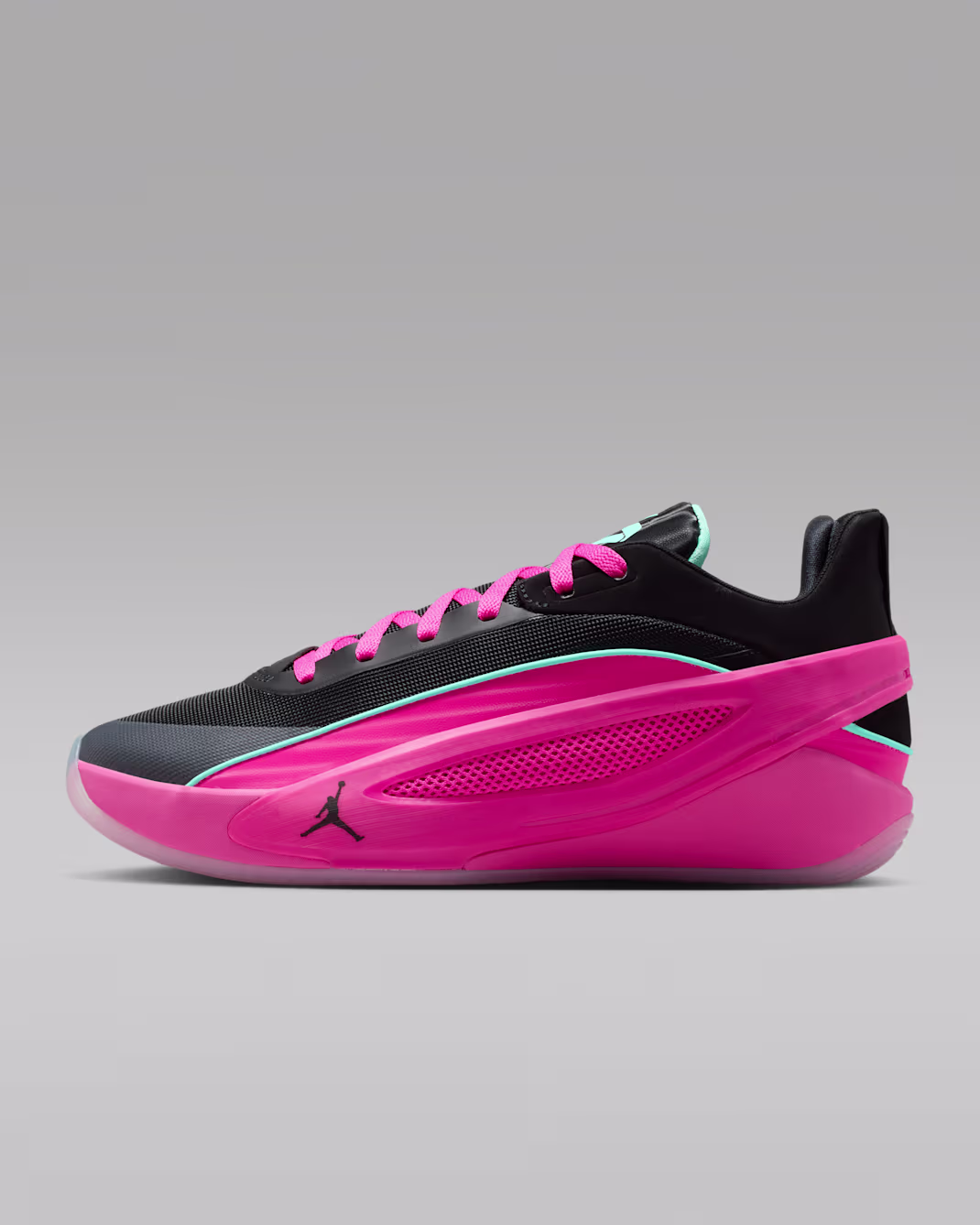 Luka 5
Basketball Shoes