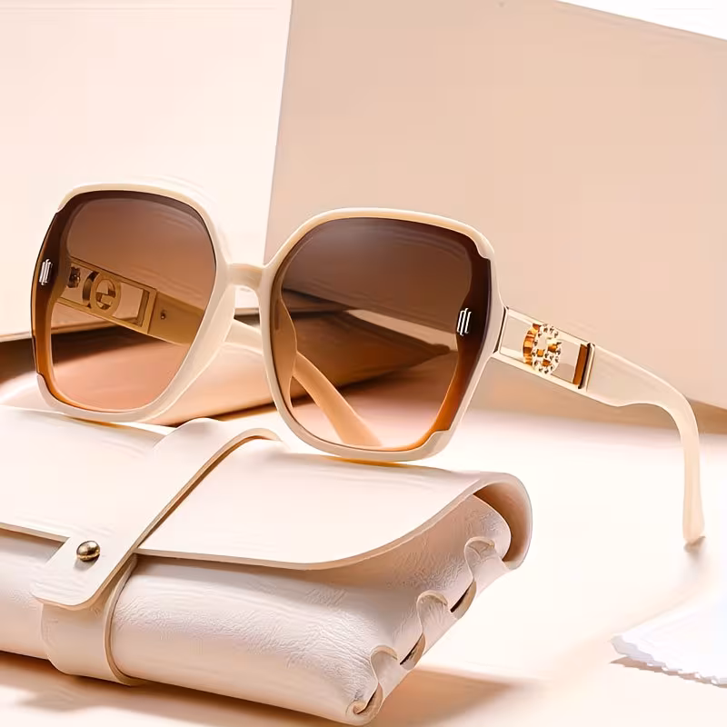 Ladies' Classic Retro Rectangular Fashion Glasses - Anti Reflective PC Lenses, Lightweight Plastic Frame - Equipped with White Glasses Bag, Suitable for Multiple Occasions, Party Decoration Accessories, Simple And Trendy Glasses, Anti Glare Design