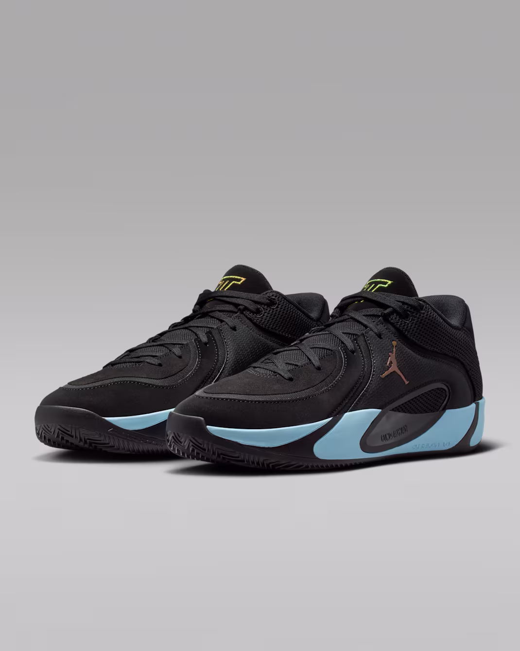 Tatum 4
Basketball Shoes