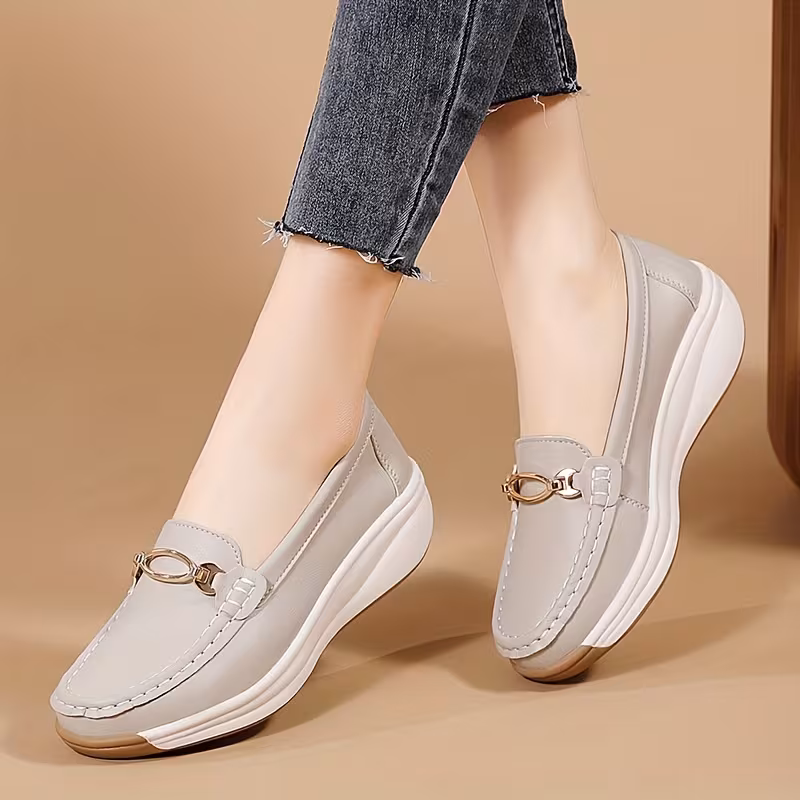 Thick-Soled Mom Shoes 2024 New Style Women's Flat Slip-On Shoes, Lightweight, Non-Slip, Wedge Platform, Casual Loafers for Women, Women Shoes