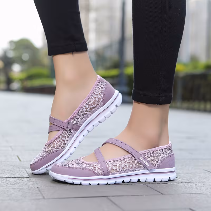 Old Beijing Style Casual Shoes Summer Breathable Mesh Sports Shallow Mouth Soft Sole Hollow Out Mesh Fabric Mommy Flats Women, Women Shoes, Sneakers