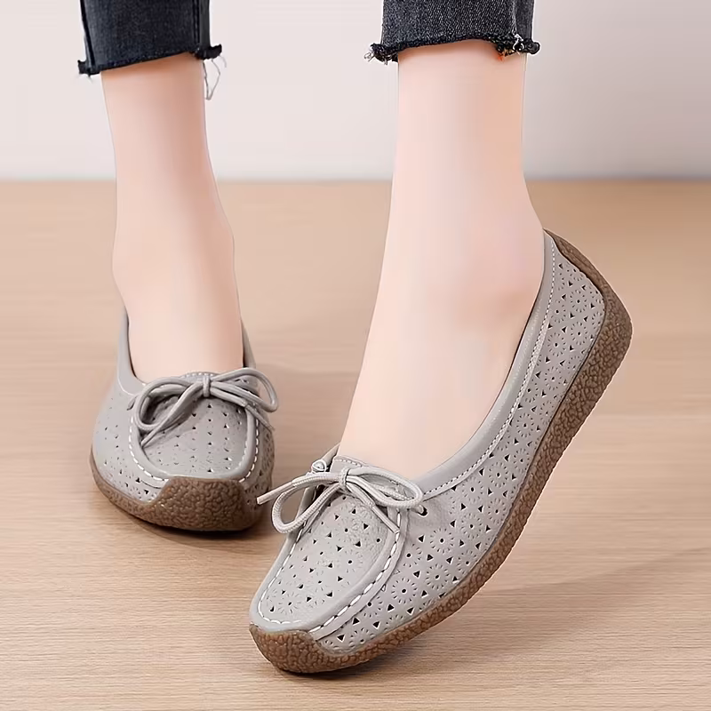 Comfortable Flat Shoes for Middle-Aged Women, Non-Slip Soft Sole Versatile Loafers, Lightweight And Breathable for Spring And Summer, Perfect for Everyday Casual Wear, a Great Gift for Mother'S Day