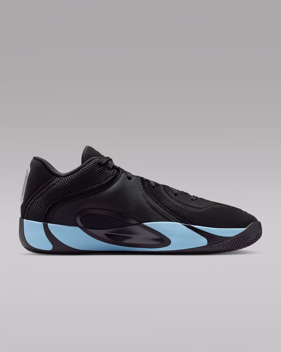 Tatum 4
Basketball Shoes