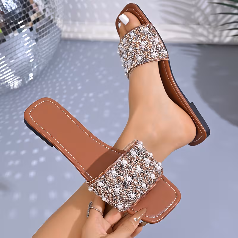 Women's Summer Flat Sandals, Fashionable, Comfortable, and Elegant Style, Suitable for Outdoor, Commuting, and Casual Wear, Women Shoes