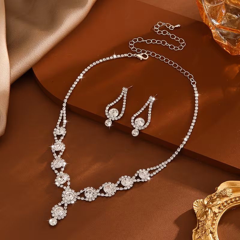 Handmade Jewelry Accessories 1 Pair of Earrings 1 Necklace Elegant Jewelry Set Plated with Silvery Inlaid with Shiny Suitable for Party, Ball Wedding, Gift