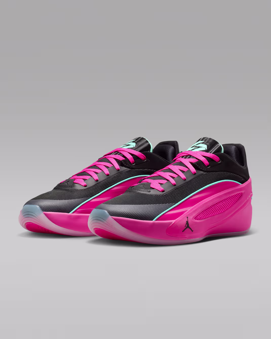 Luka 5
Basketball Shoes
